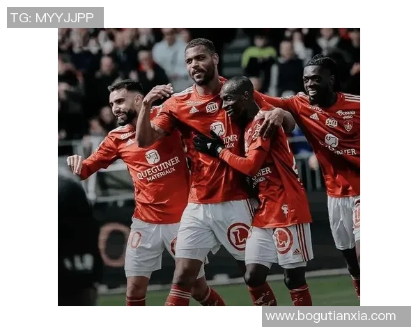 五大联赛不败球队只剩1支！联赛欧冠全排第1，英超进货便是好